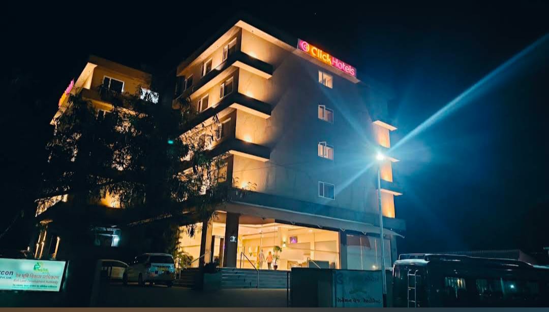Click Hotel, Junagadh